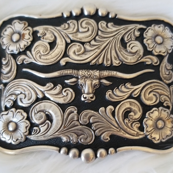 Nocona Black and Silver Western Belt Buckle - Picture 3 of 5